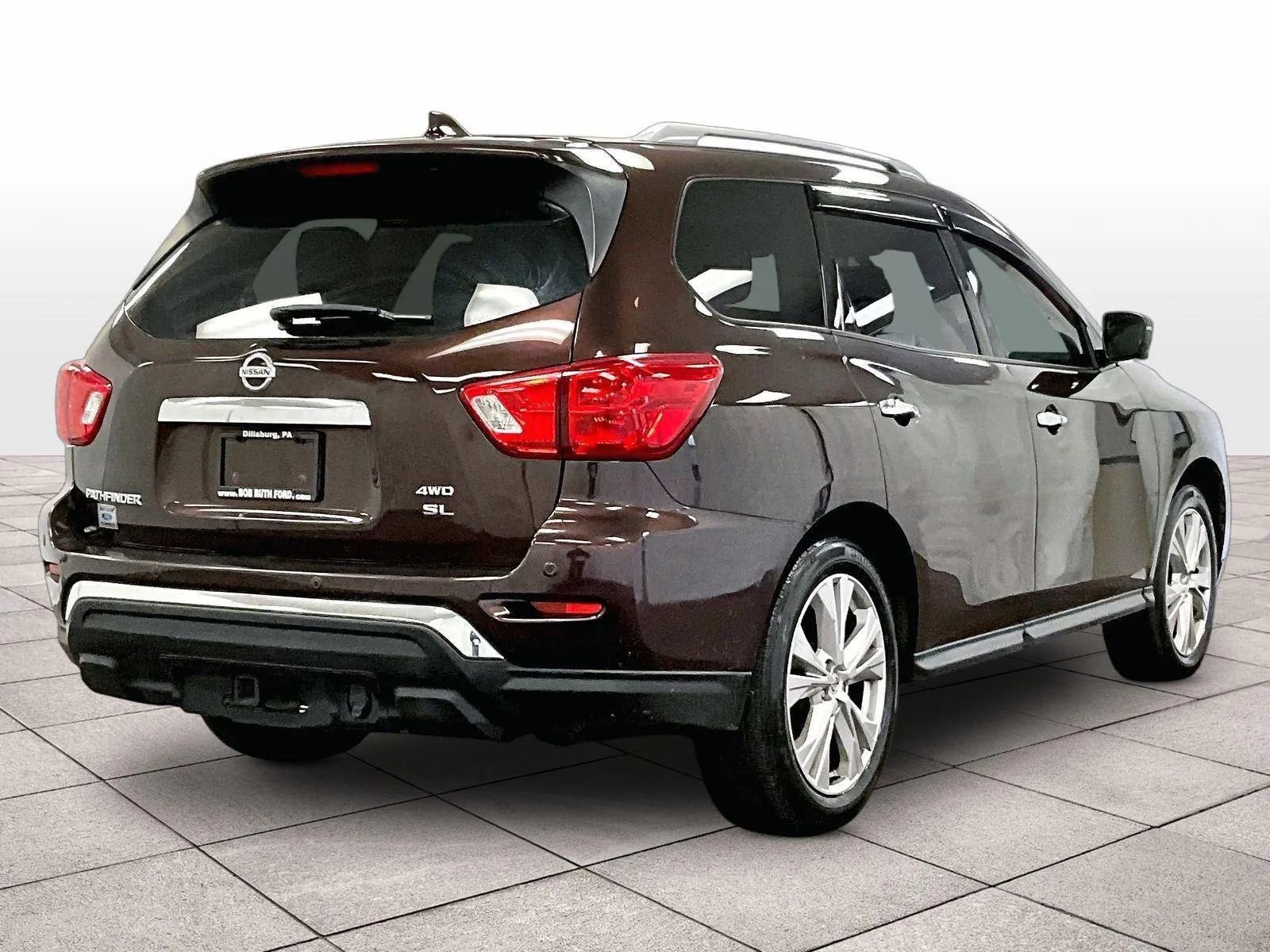 Used 2019 Nissan Pathfinder SL w/ SL Premium Package image 12