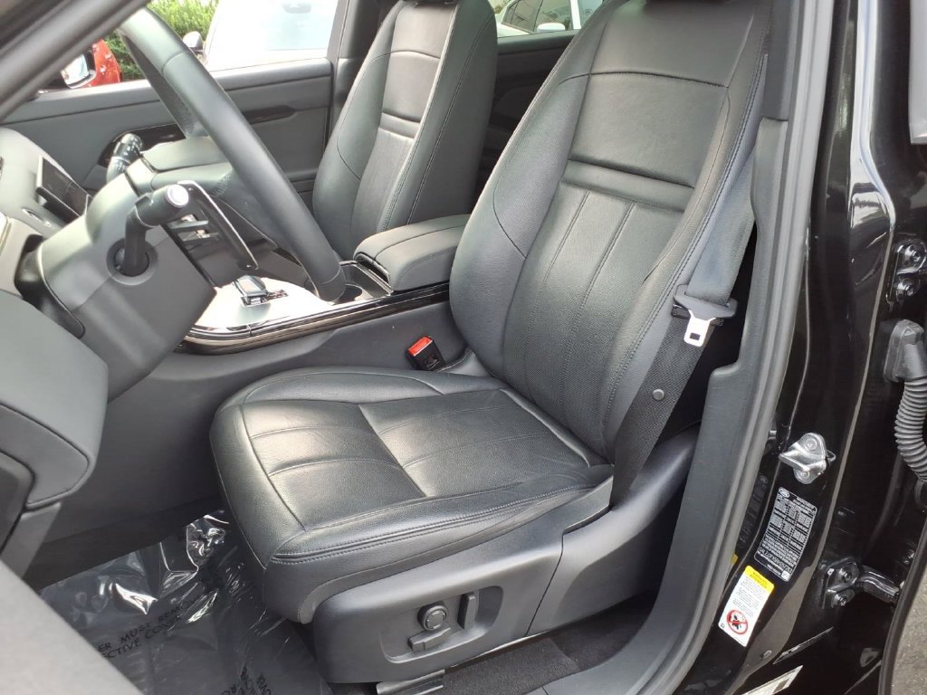 Used 2024 Land Rover Range Rover Evoque S AWD/4WD image 18