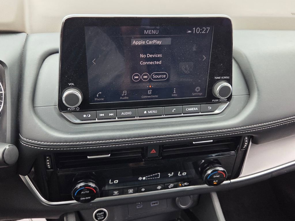 Used 2022 Nissan Rogue SV image 17