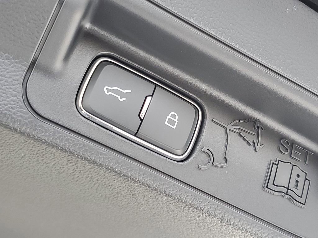 New 2026 Ford Explorer Active w/ Active Comfort Package image 35