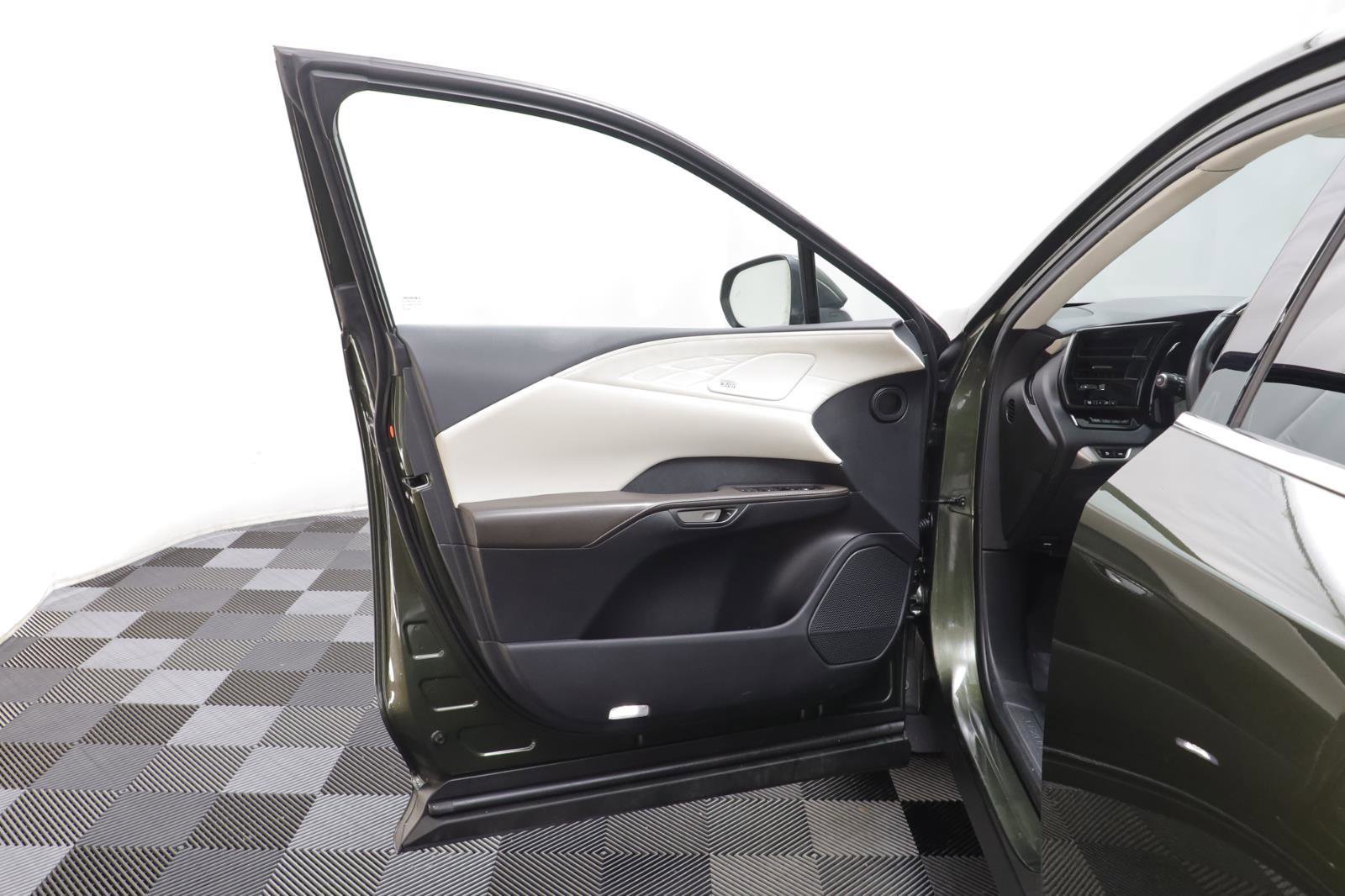 Used 2023 Lexus RX 350 RX 350 Luxury w/ Accessory Package image 5