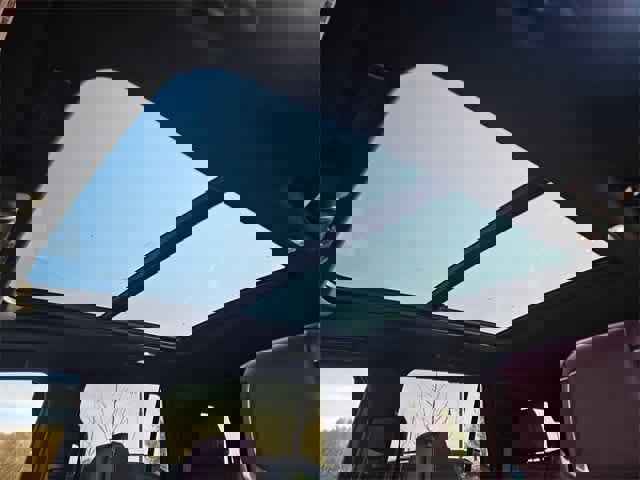 Used 2026 Cadillac Escalade Luxury w/ Touring Package image 21