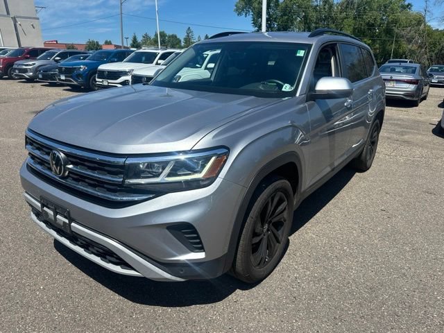 Certified 2023 Volkswagen Atlas SE w/ Black Wheel Package AWD/4WD image 7