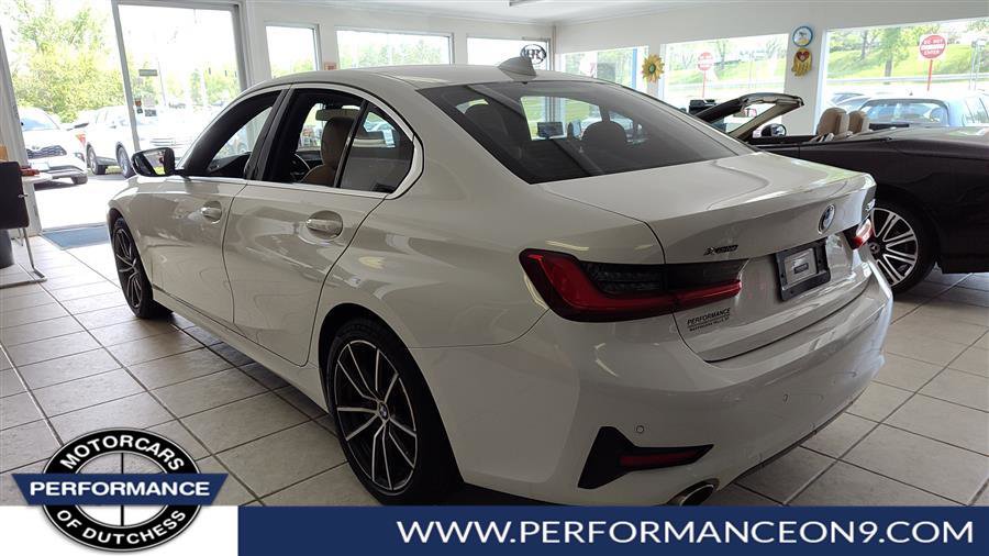 Used 2021 BMW 330i xDrive Sedan w/ Premium Package AWD/4WD image 4
