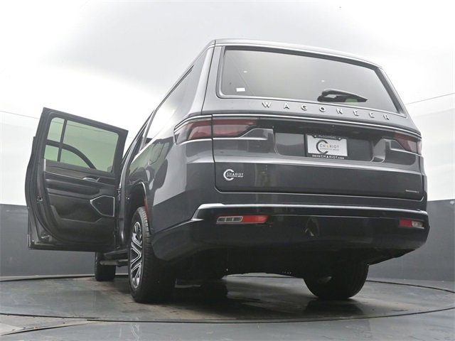 Used 2024 Jeep Wagoneer L Series II w/ Flexible Seating Group image 62