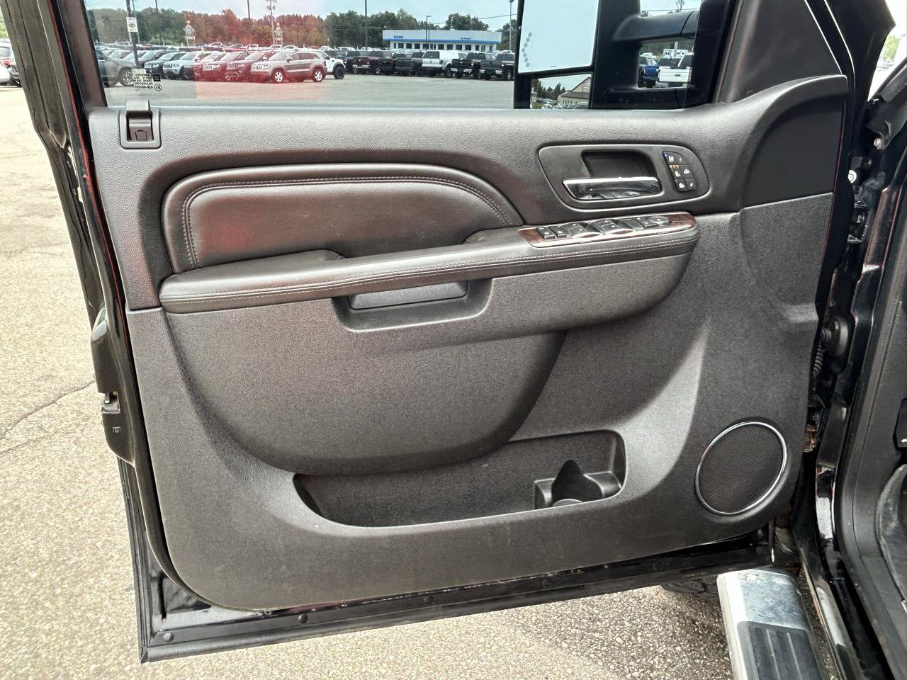 Used 2012 GMC Sierra 2500 Denali AWD/4WD image 15