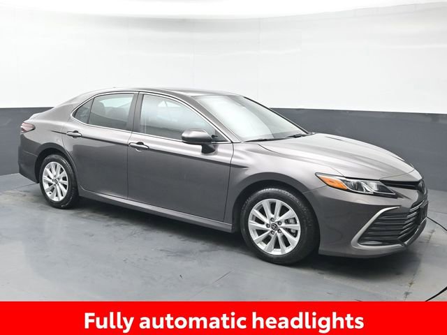 Certified 2023 Toyota Camry LE image 10