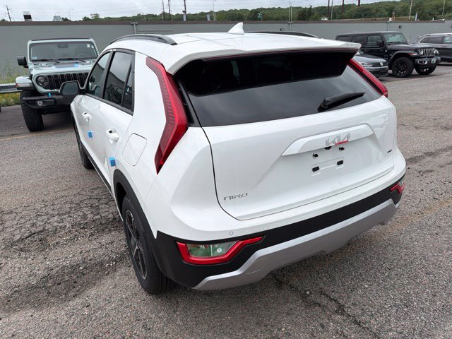 New 2026 Kia Niro EX FWD image 6