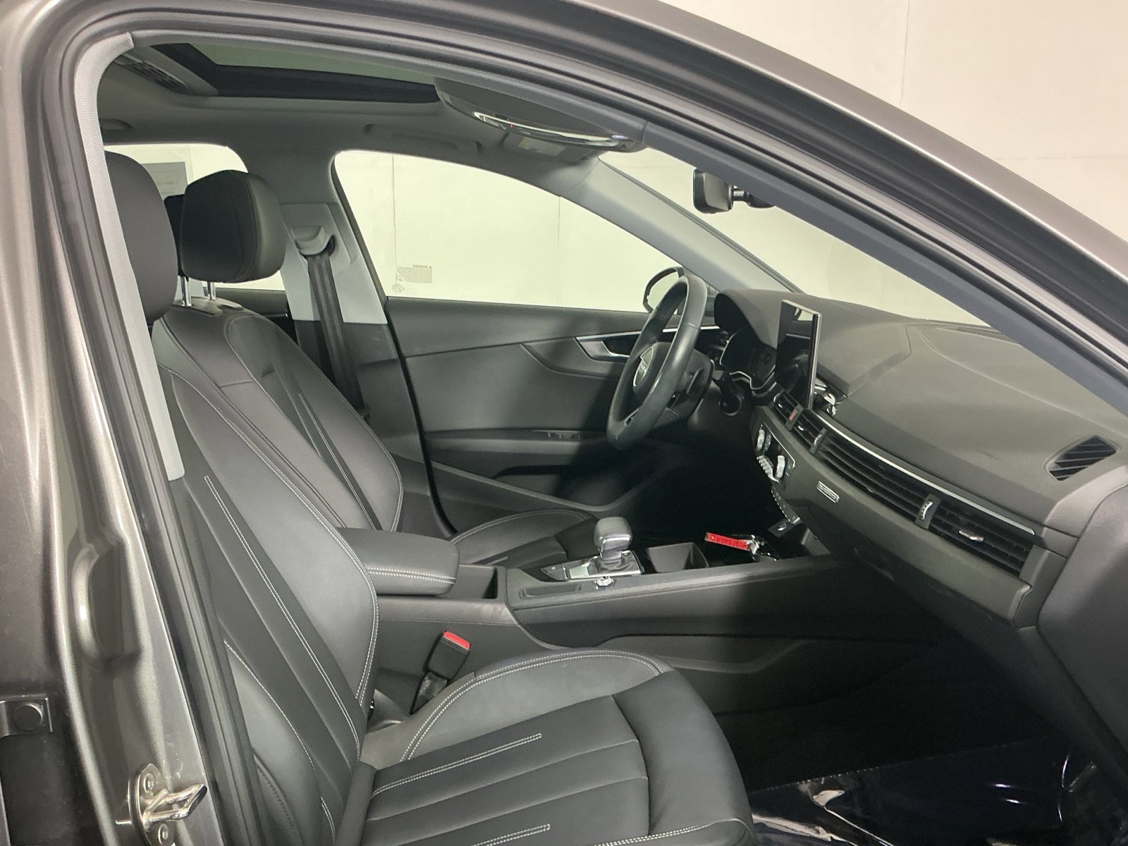 Used 2021 Audi A4 2.0T Premium AWD/4WD image 18