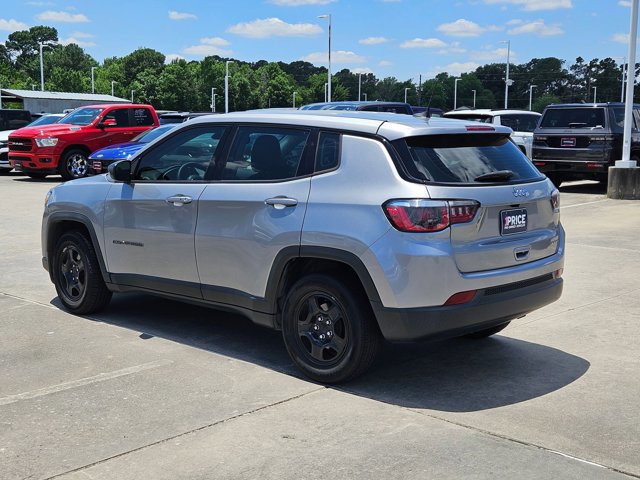 Used 2020 Jeep Compass Sport w/ Tech Group FWD image 7