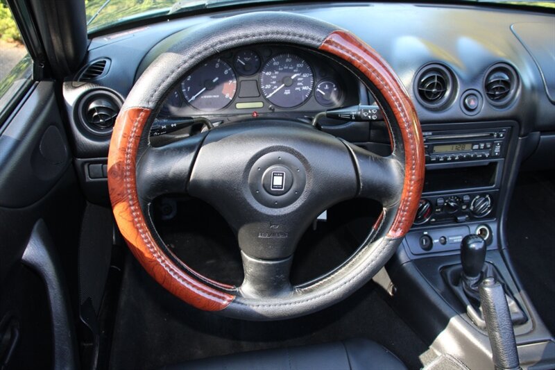 Used 1999 MAZDA MX-5 Miata RWD image 22