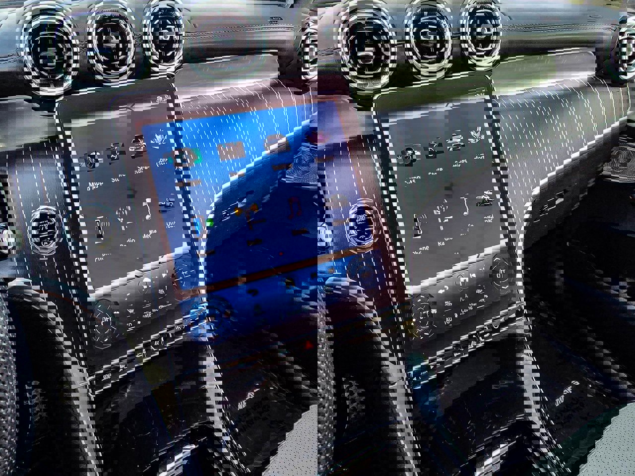 Used 2023 Mercedes-Benz GLC 300 GLC 300 image 17