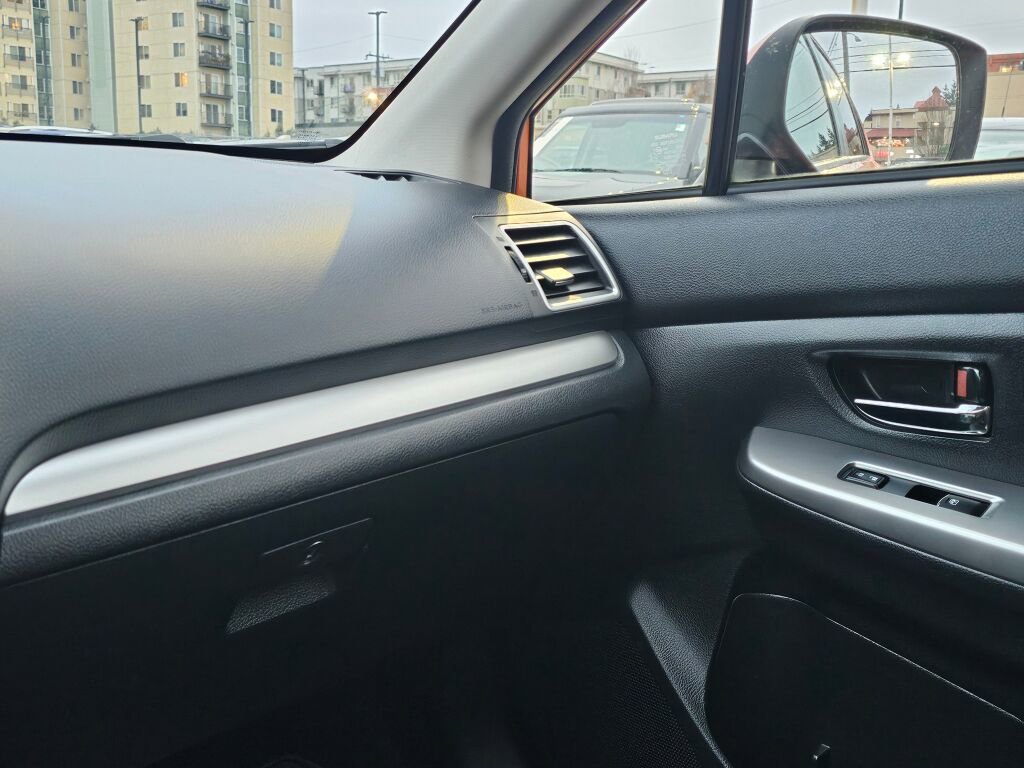 Used 2015 Subaru Crosstrek 2.0i Limited image 23