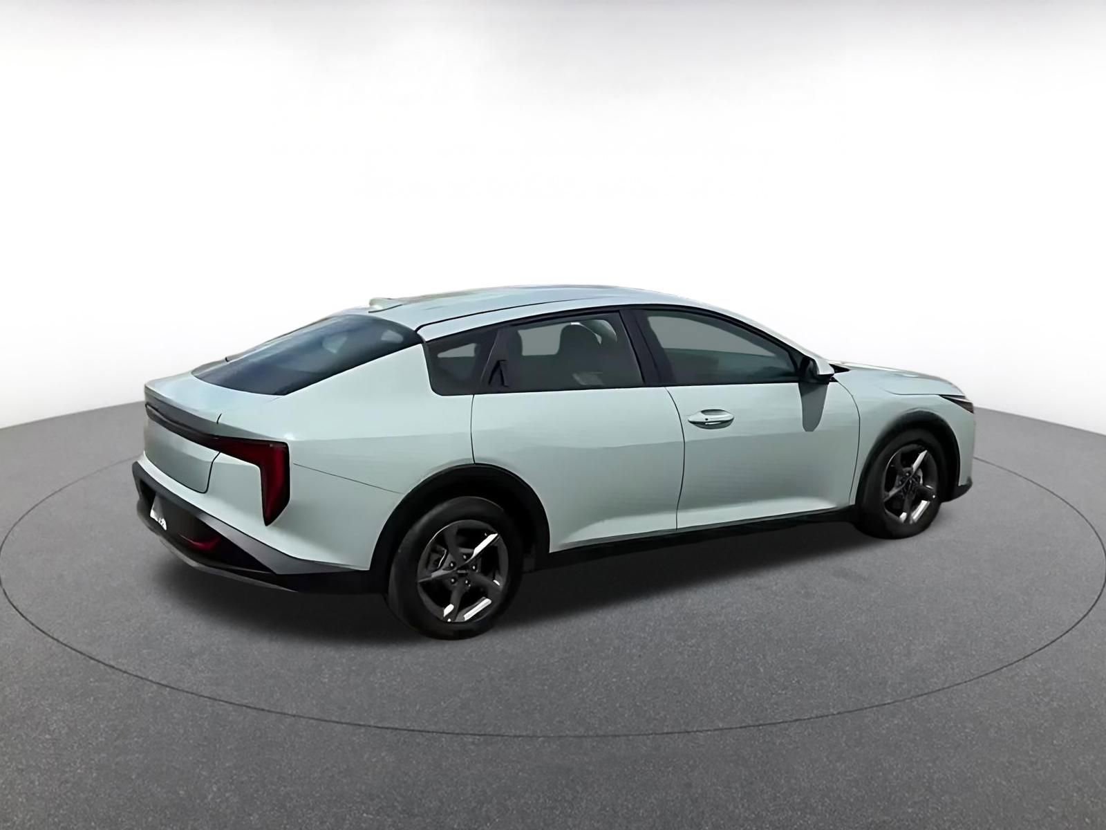 Used 2025 Kia K4 FWD image 10