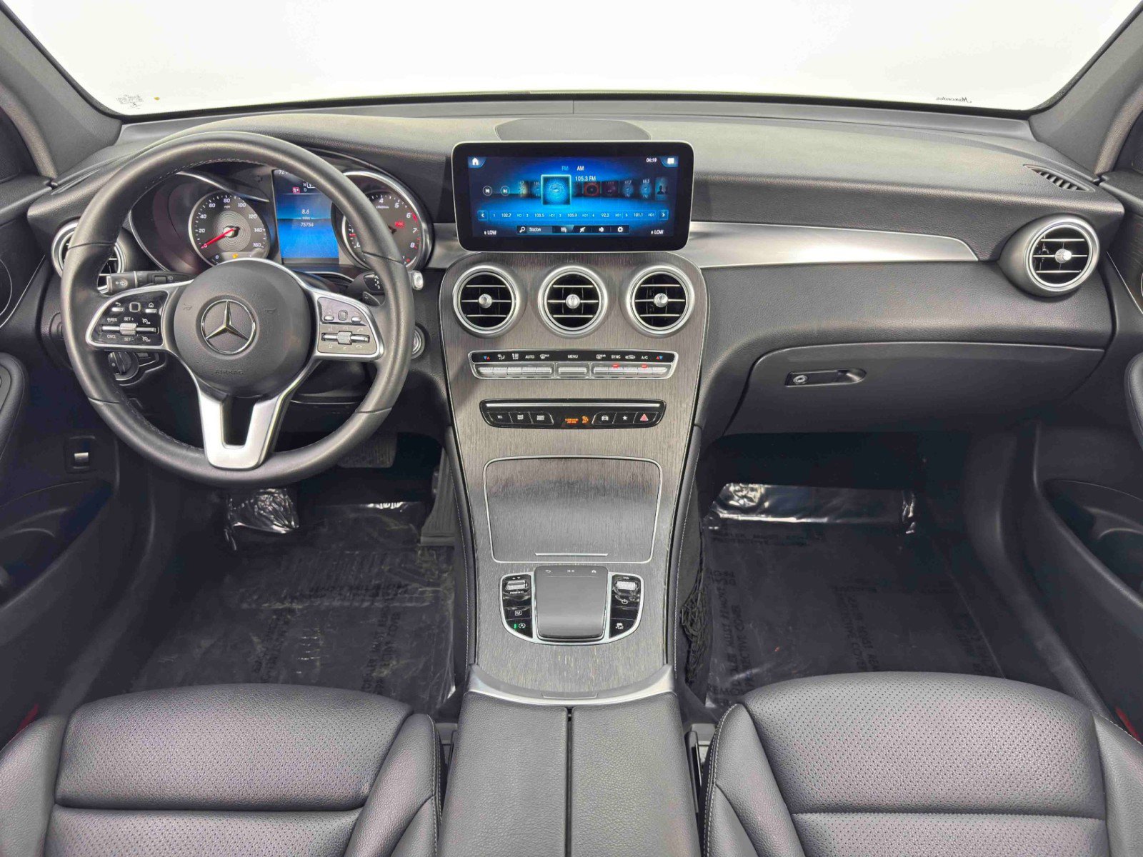 Used 2020 Mercedes-Benz GLC 300 image 11
