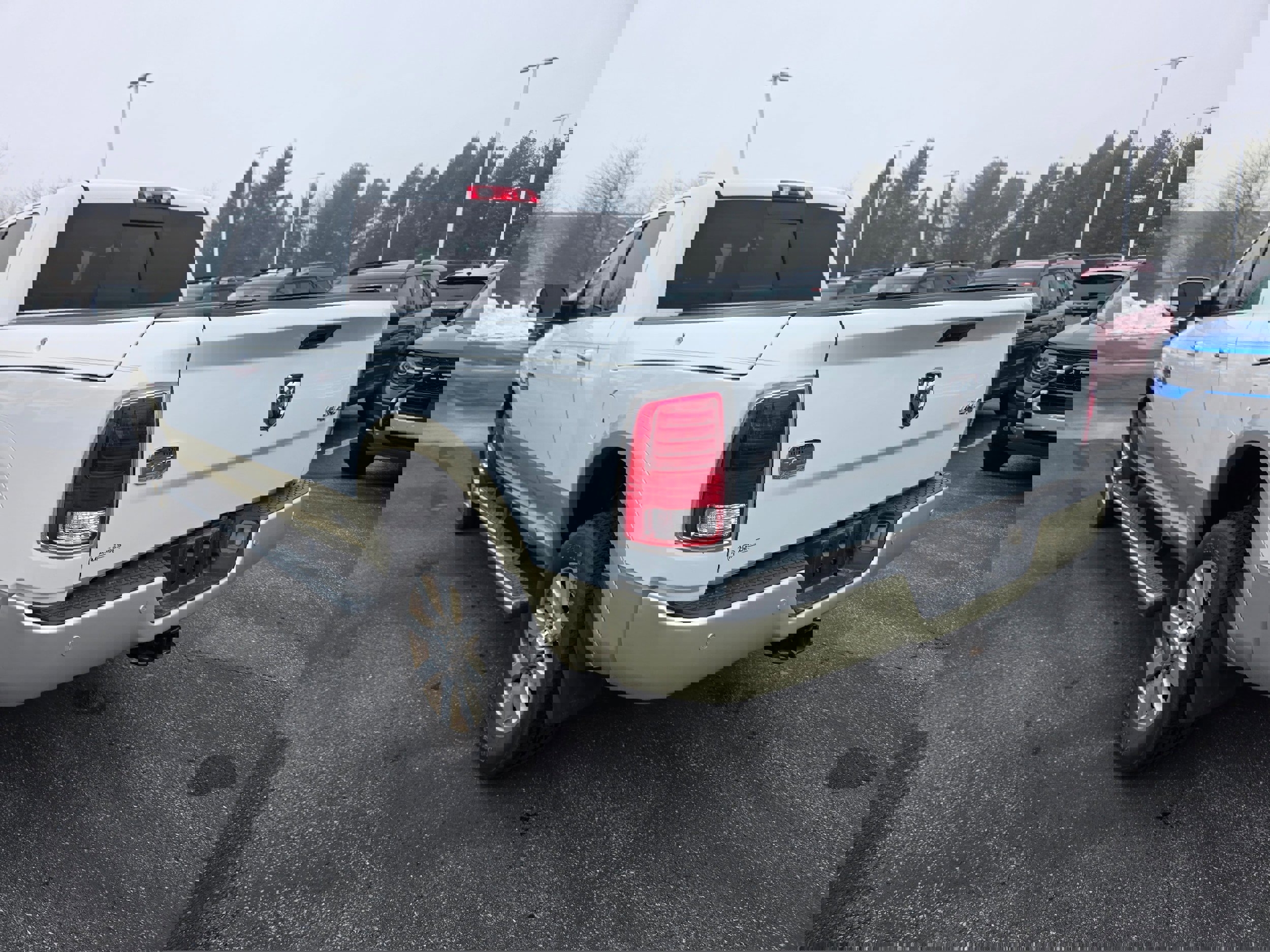 Used 2016 RAM 2500 Longhorn w/ Convenience Group image 3