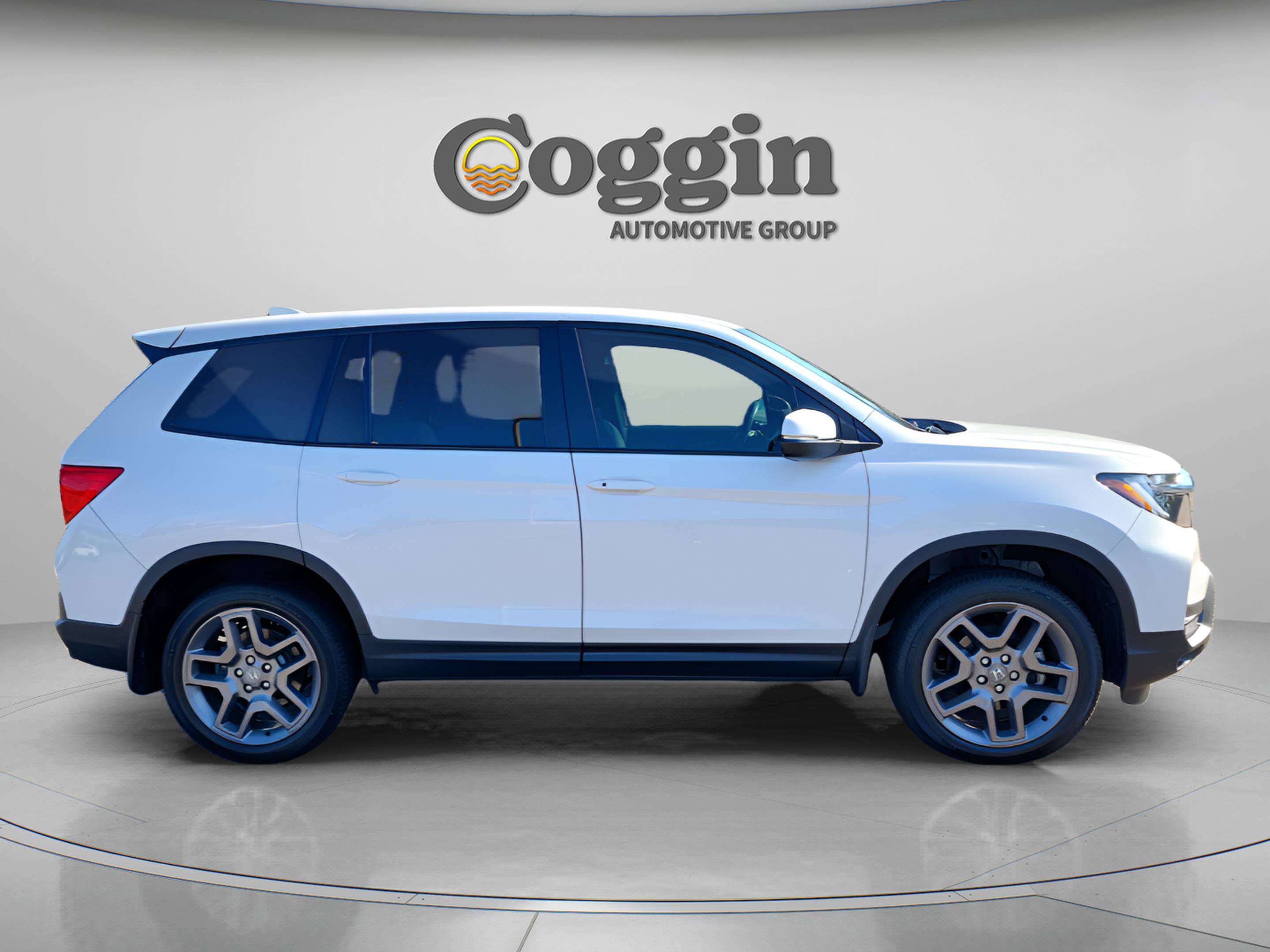 Certified 2023 Honda Passport EX-L image 4