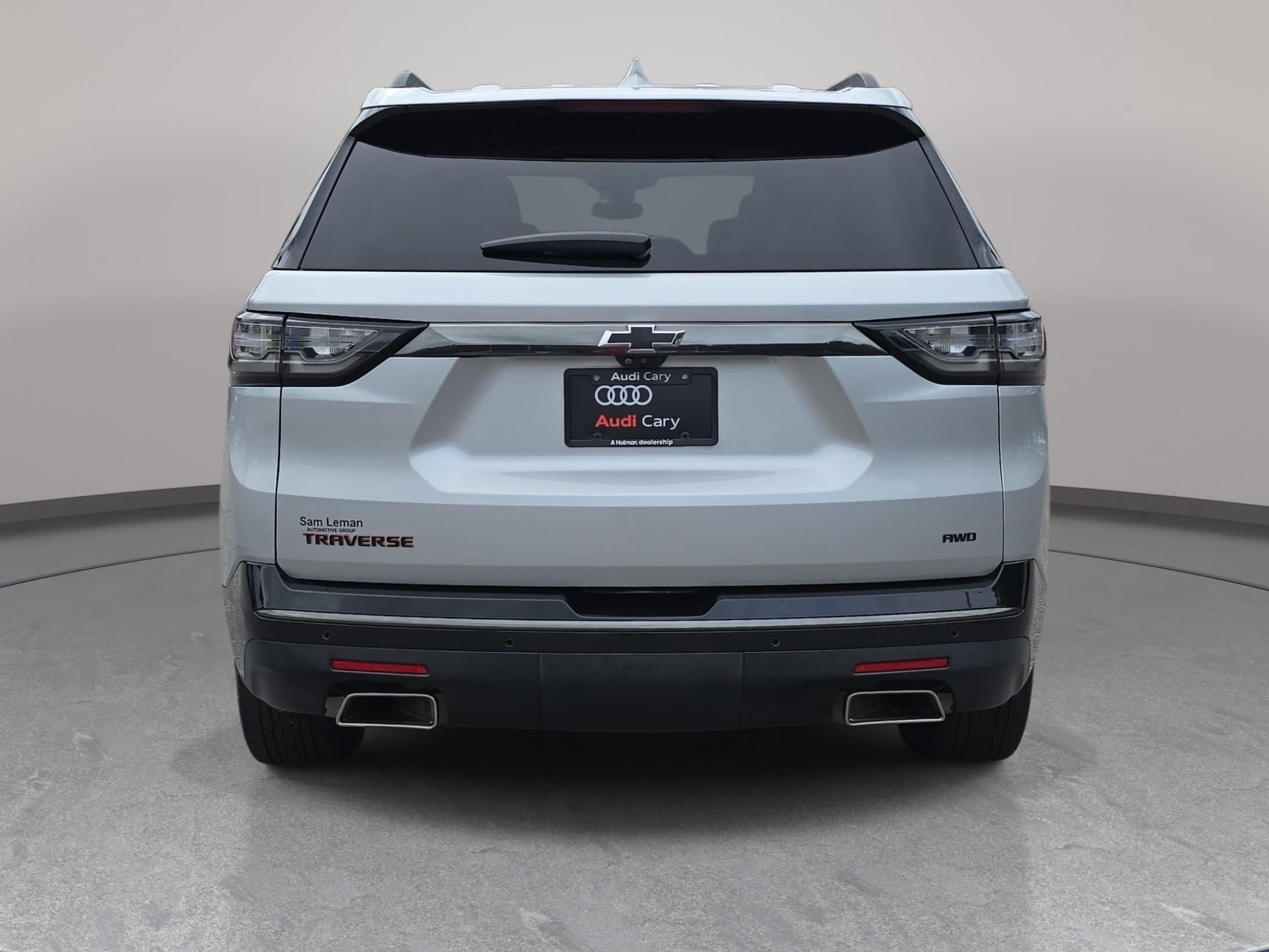Used 2020 Chevrolet Traverse Premier w/ Redline Edition AWD/4WD image 6