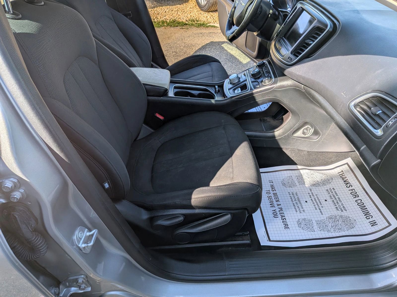 Used 2016 Chrysler 200 Limited w/ Anniversary Edition FWD image 32