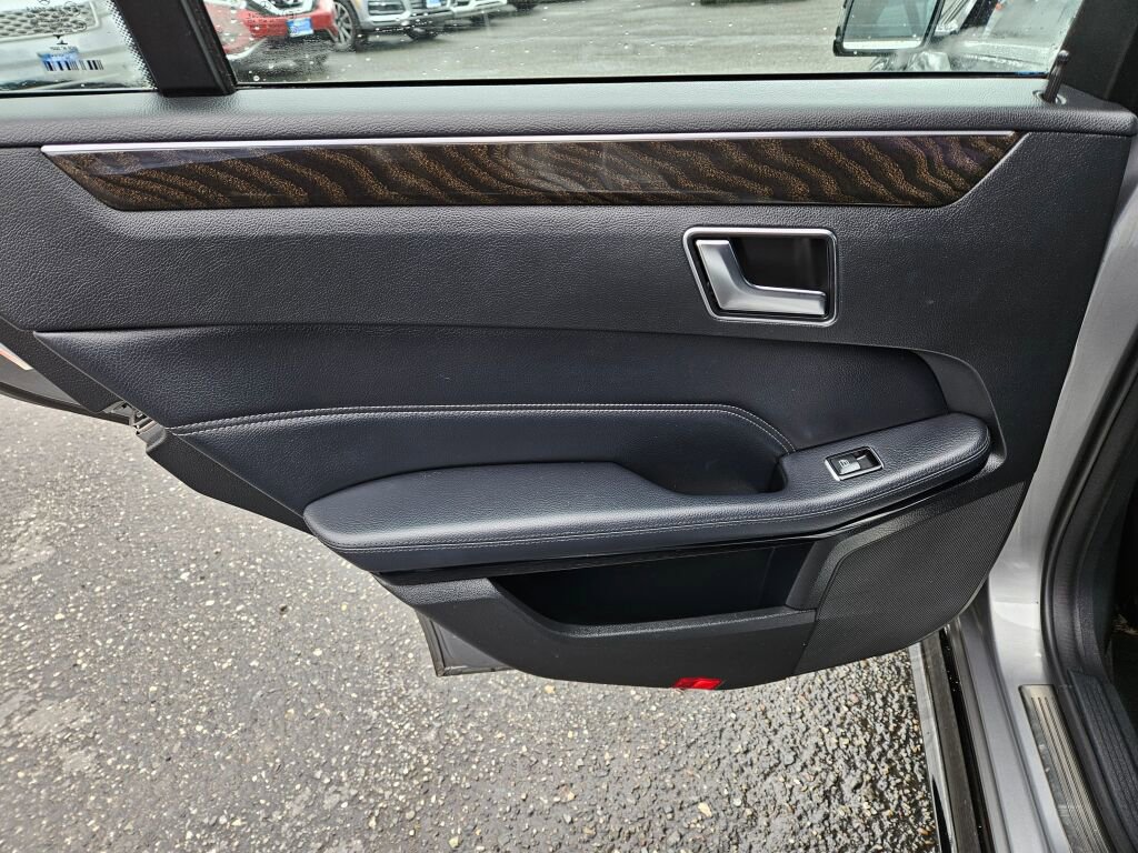 Used 2015 Mercedes-Benz E 350 Sedan w/ Premium 1 Package image 12