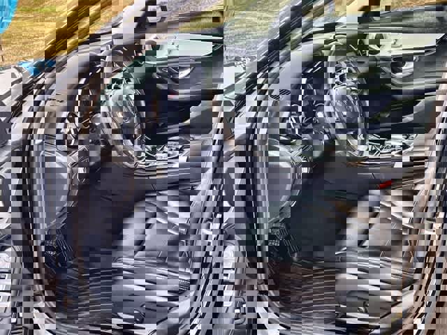 Used 2016 Mercedes-Benz C 300 Sedan image 3