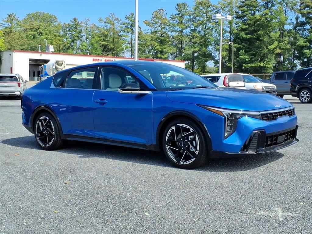 New 2025 Kia K4 GT-Line w/ GT-Line Premium Package image 1