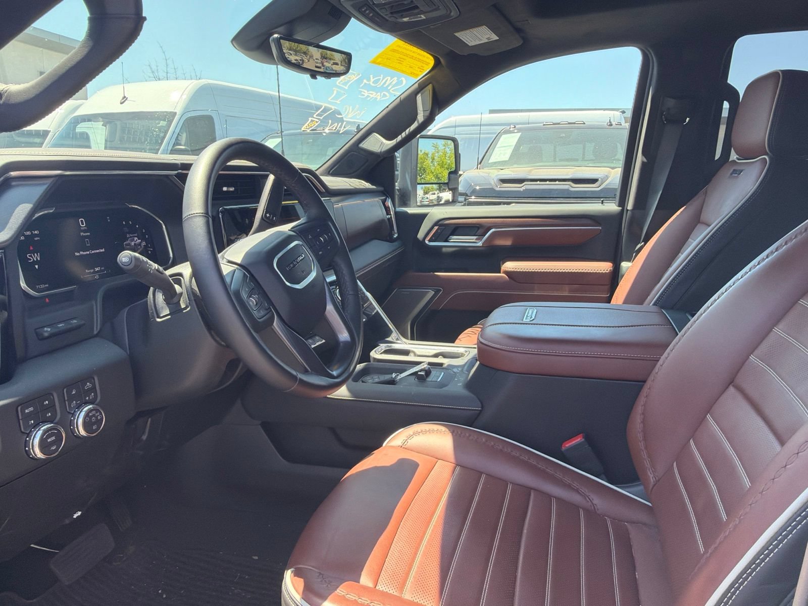 Used 2026 GMC Sierra 2500 Denali Ultimate AWD/4WD image 2