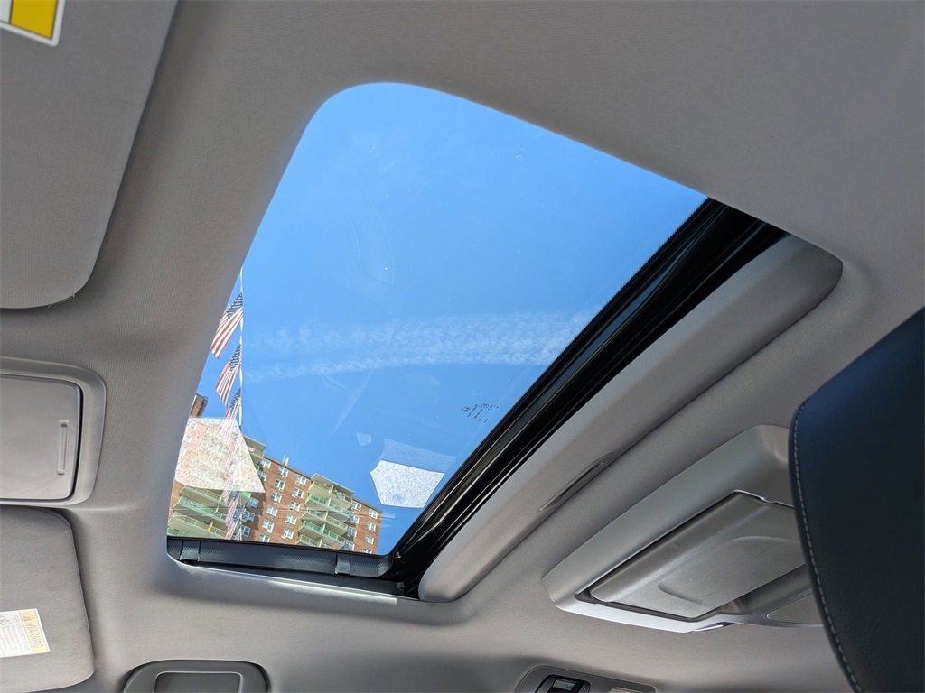 Used 2024 Honda Odyssey Touring image 23