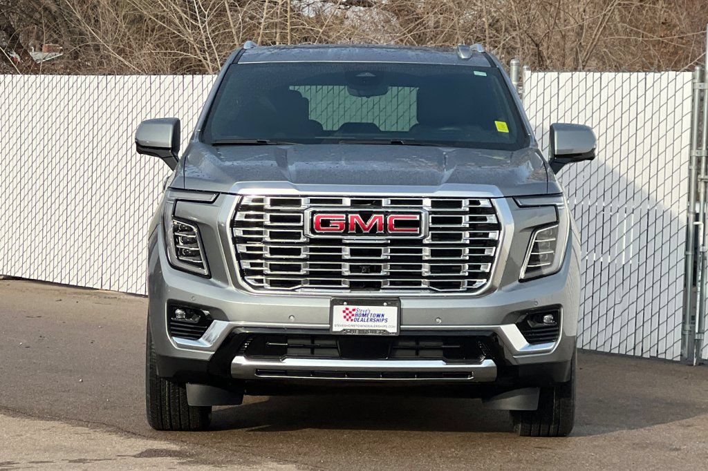 New 2026 GMC Yukon XL Denali w/ Denali Reserve Package AWD/4WD image 6
