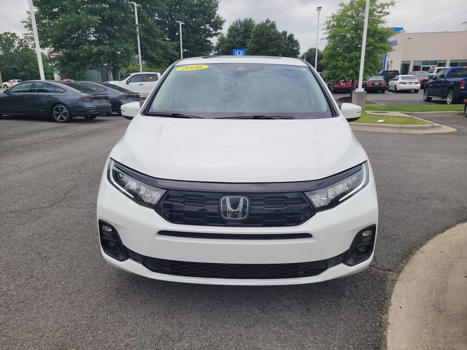 Certified 2026 Honda Odyssey Touring image 8