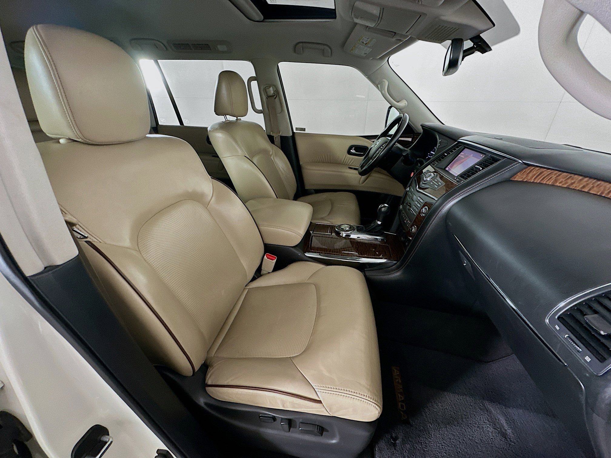 Used 2018 Nissan Armada SL w/ Premium Package image 33