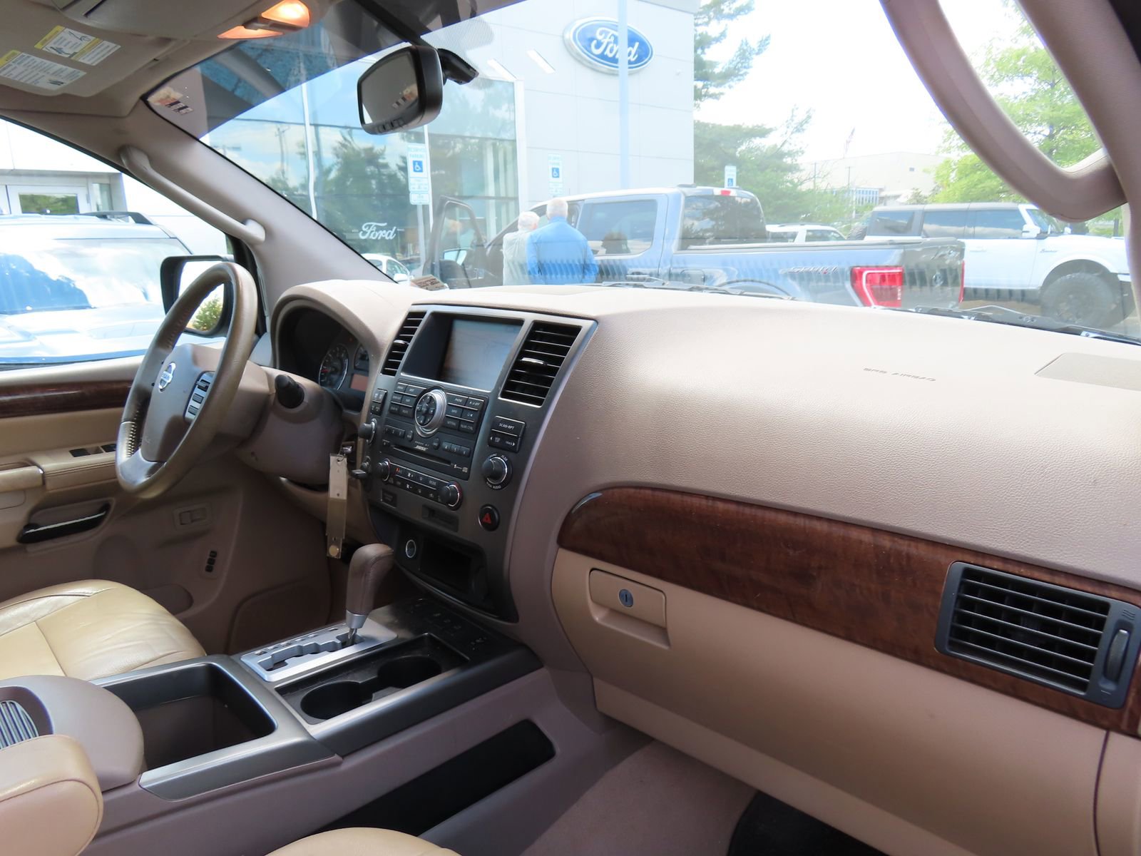 Used 2011 Nissan Armada Platinum AWD/4WD image 17