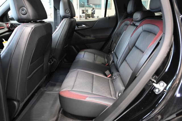 New 2026 Chevrolet Equinox RS w/ LPO, Floor Liner Package image 11