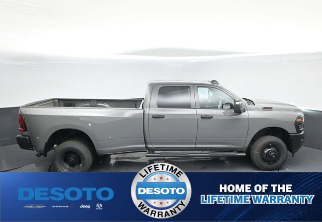 New 2026 RAM 3500 Tradesman AWD/4WD image 42
