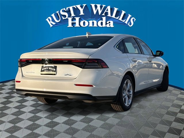 Used 2025 Honda Accord LX image 2