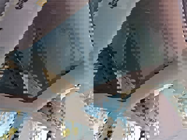 Used 2023 Tesla Model 3 Standard Range image 19