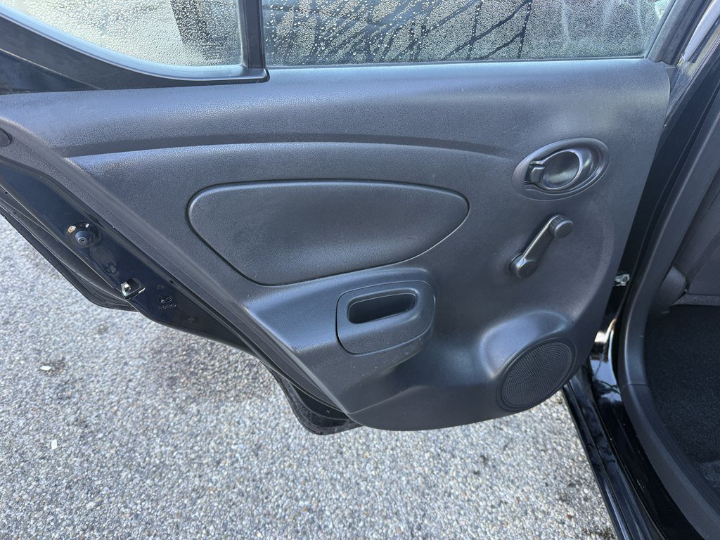 Used 2018 Nissan Versa S Plus FWD image 13