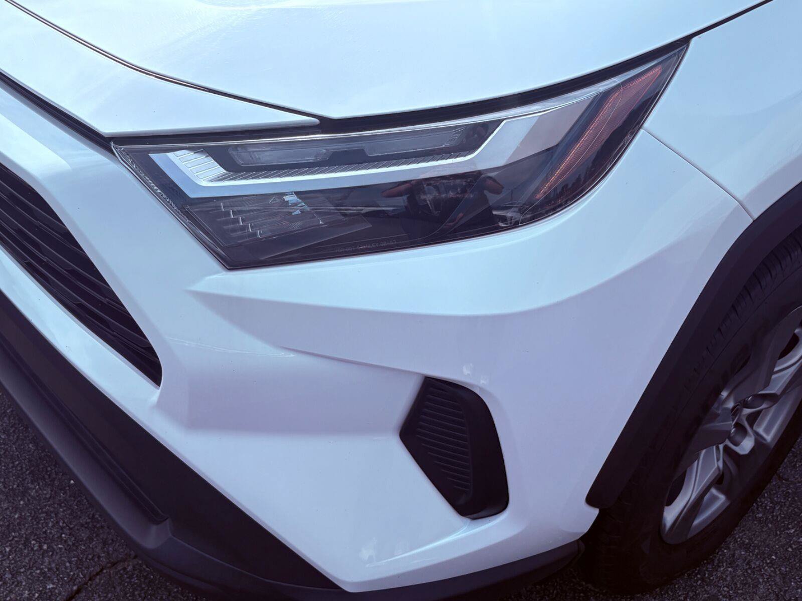 Used 2024 Toyota RAV4 XLE FWD image 13