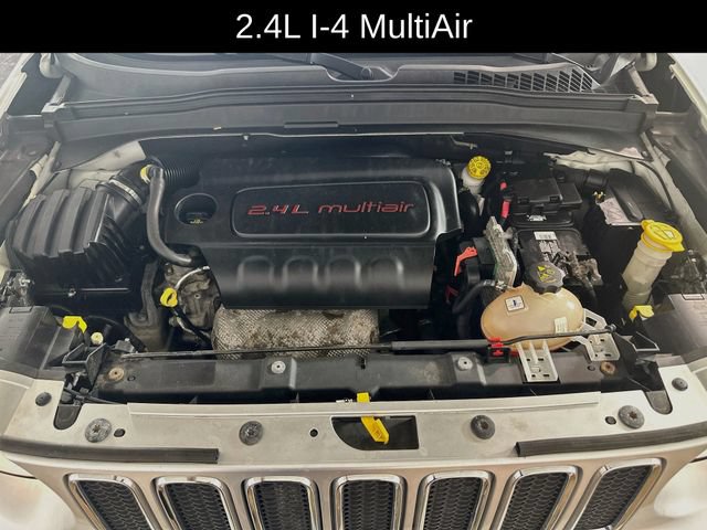 Used 2015 Jeep Renegade Limited w/ Safety & Security Group I AWD/4WD image 33