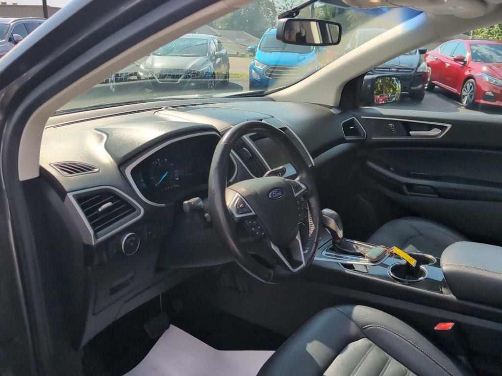Used 2015 Ford Edge SEL w/ Equipment Group 201A AWD/4WD image 18