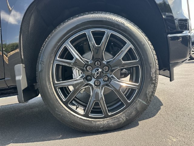 New 2026 Chevrolet Silverado 1500 High Country AWD/4WD image 12