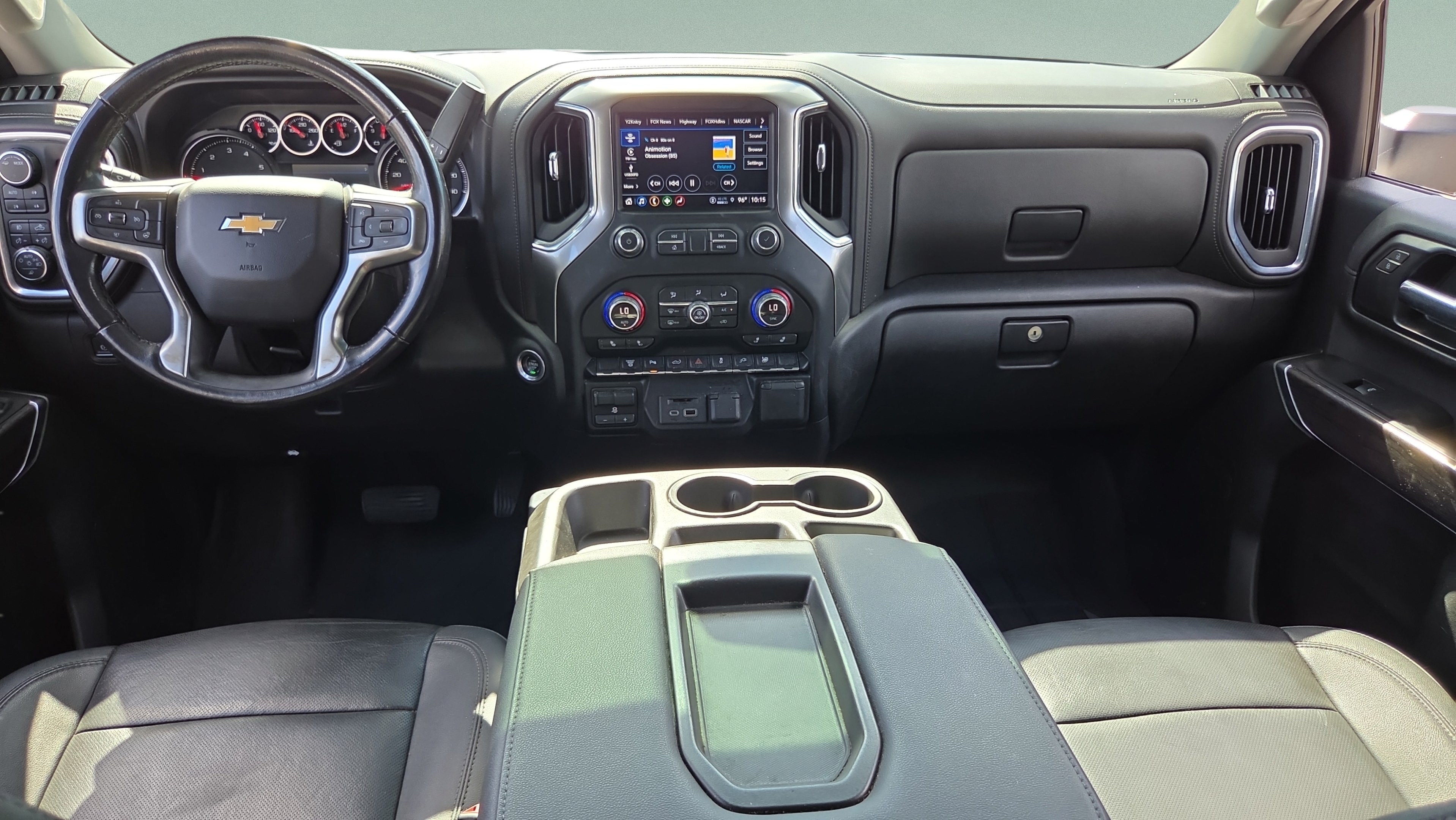 Certified 2022 Chevrolet Silverado 2500 LTZ w/ Safety Package AWD/4WD image 12