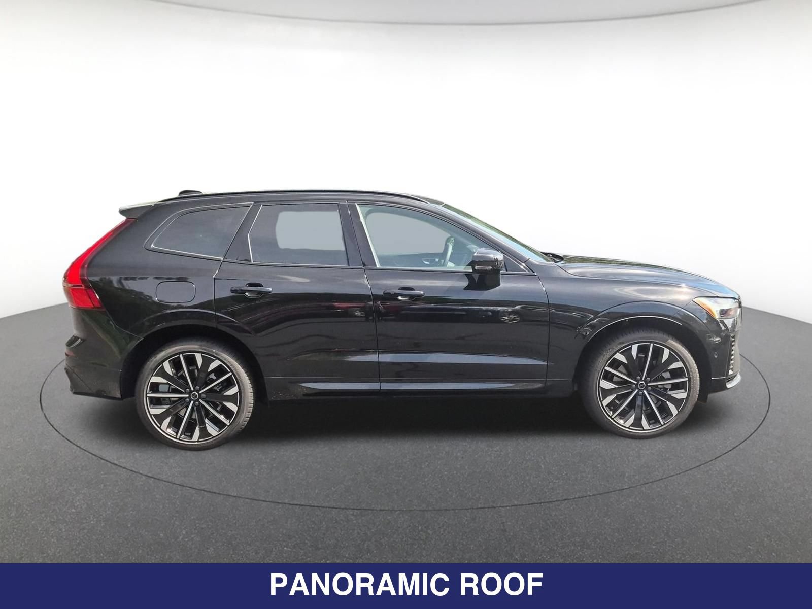New 2026 Volvo XC60 T8 Ultra w/ Protection Package Premier AWD/4WD image 5