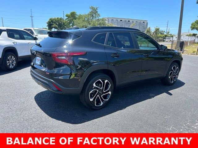 Used 2024 Chevrolet Trax RS w/ Sunroof Package FWD image 6