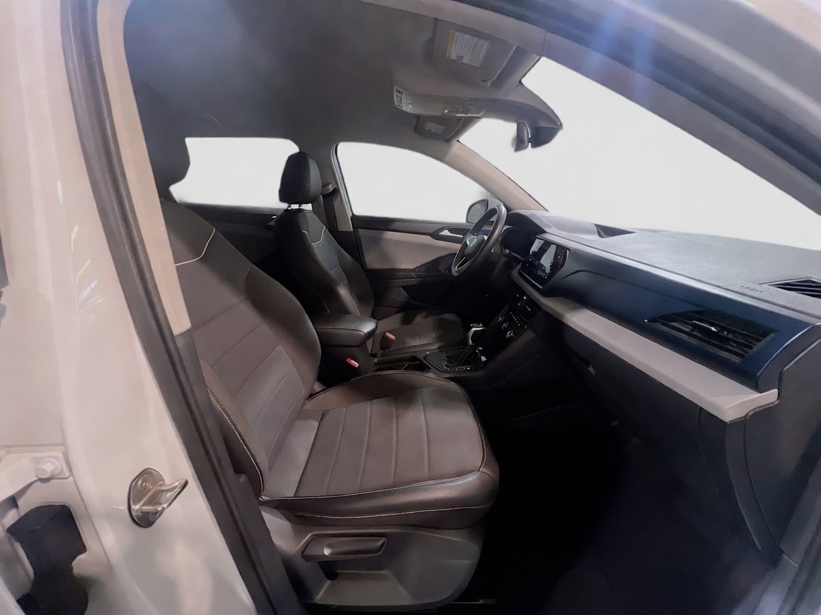 Used 2023 Volkswagen Taos SE FWD image 20