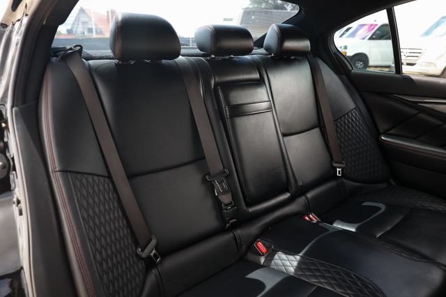 Used 2018 INFINITI Q50 Red Sport 400 w/ Sensory Package (Sport) RWD image 17
