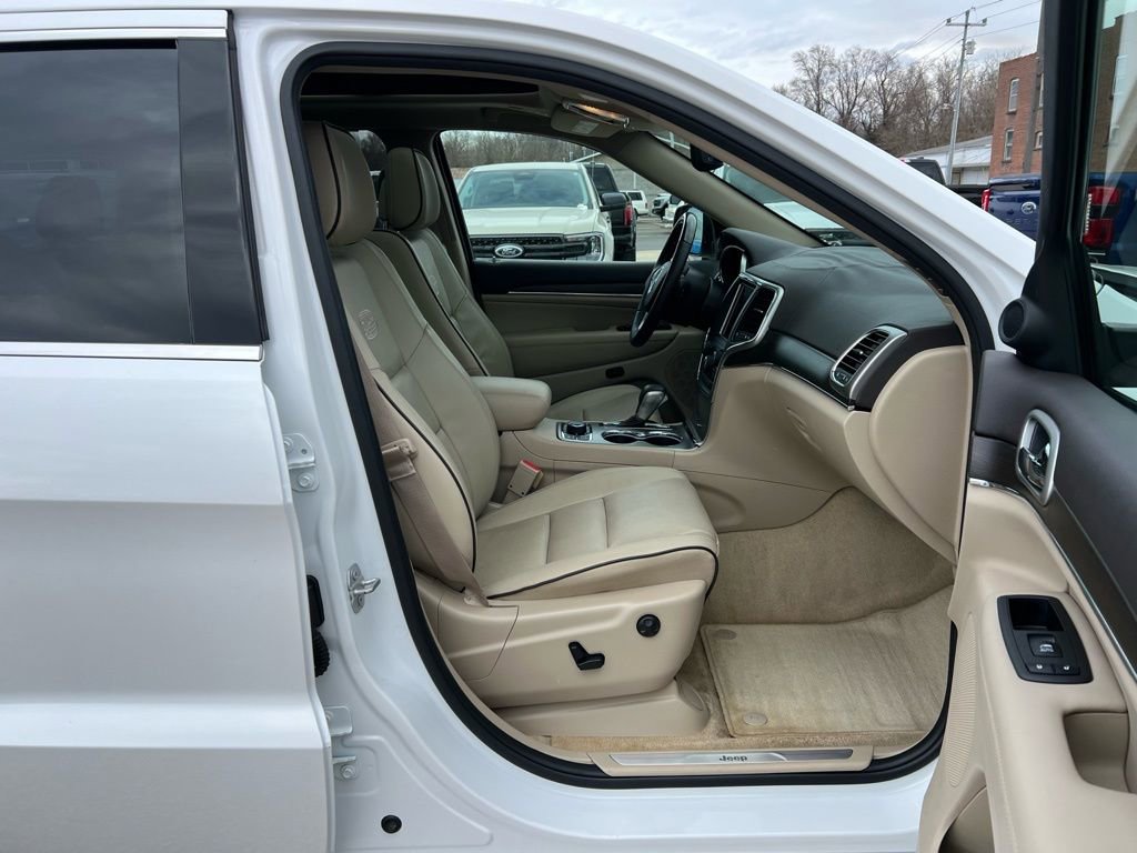 Used 2018 Jeep Grand Cherokee Overland image 23