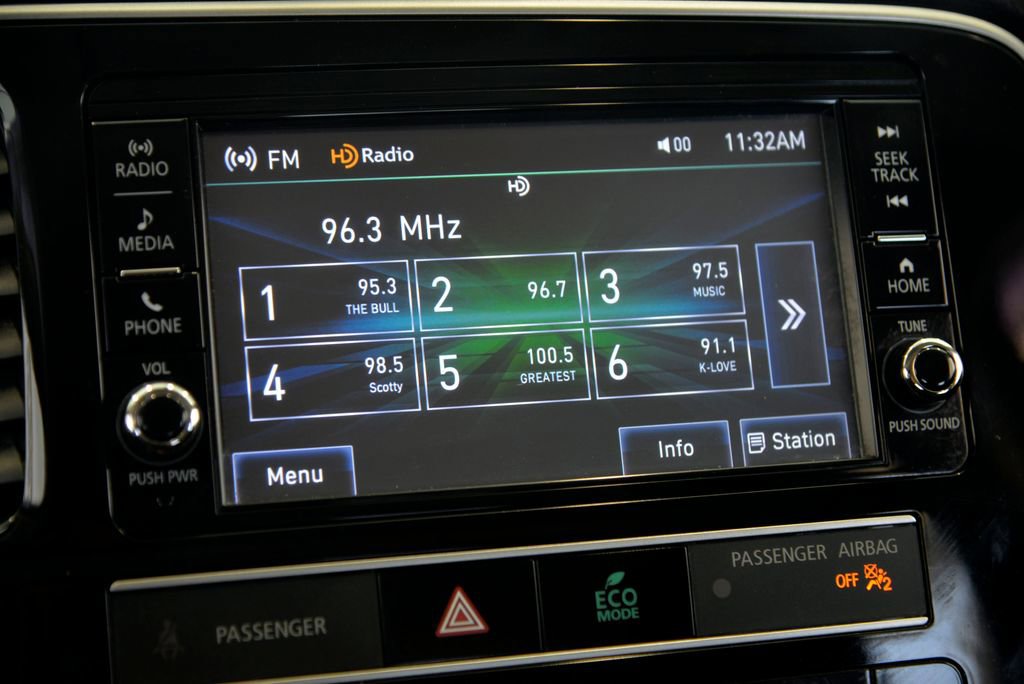 Used 2019 Mitsubishi Outlander ES image 19