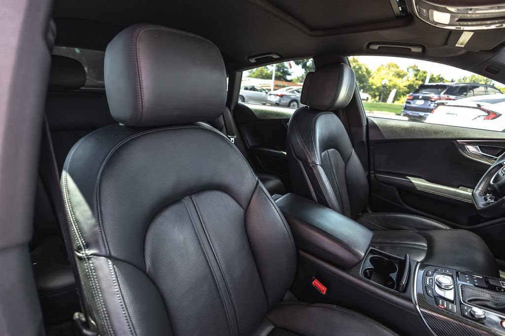 Used 2016 Audi RS 7 Prestige w/ RS 7 Dynamic Package AWD/4WD image 28