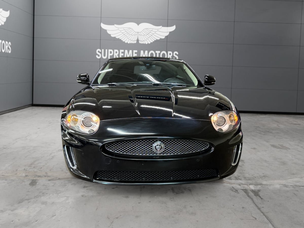 Used 2011 Jaguar XK Coupe RWD image 8
